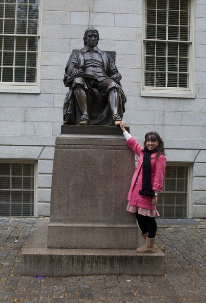 315-0593 Posing with Statue of John Harvard.jpg